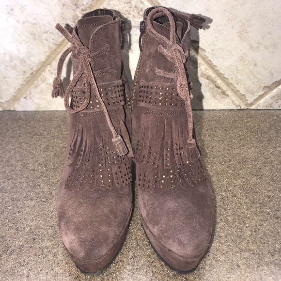 NWOT Volatile Brown Suede Fringe Wedge Platform Boots - Picture 3 of 12